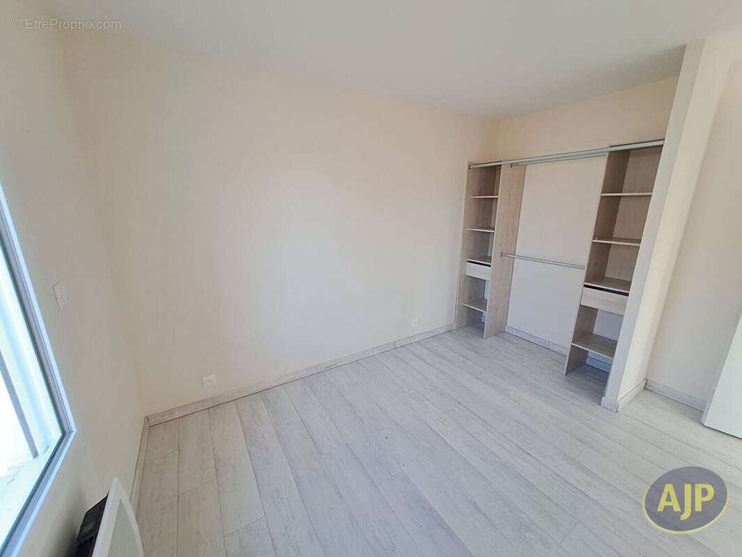 CHALLANS - Maison 2 chambres - photo 9