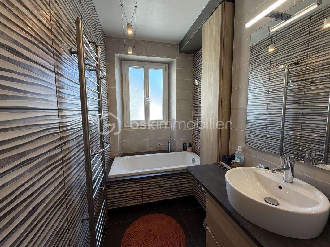 Haute Ville – Bel appartement lumineux - photo 5