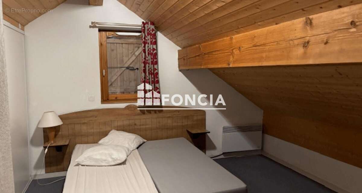 Appartement à SAINT-FRANCOIS-LONGCHAMP