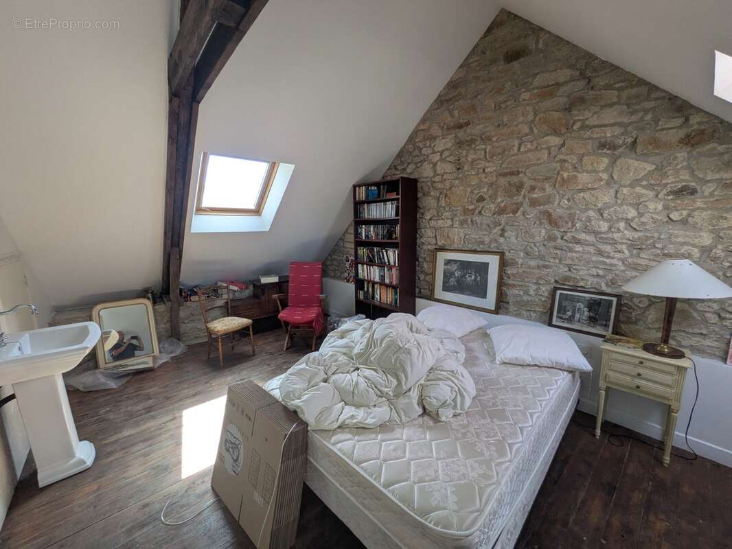 Guemene sur scorff maison bourgeoise  7 pièces 185 m² environ avec garage et dépendances,un puits une parcelle de 3706m² - photo 22