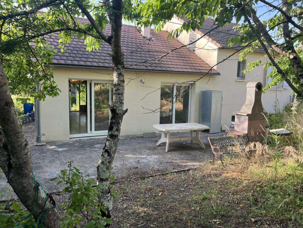 Maison à CHATELLERAULT
