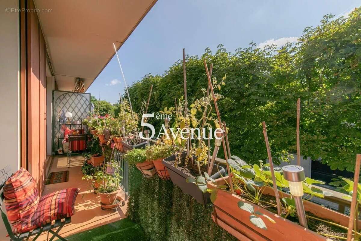 Appartement à SAINT-MAUR-DES-FOSSES