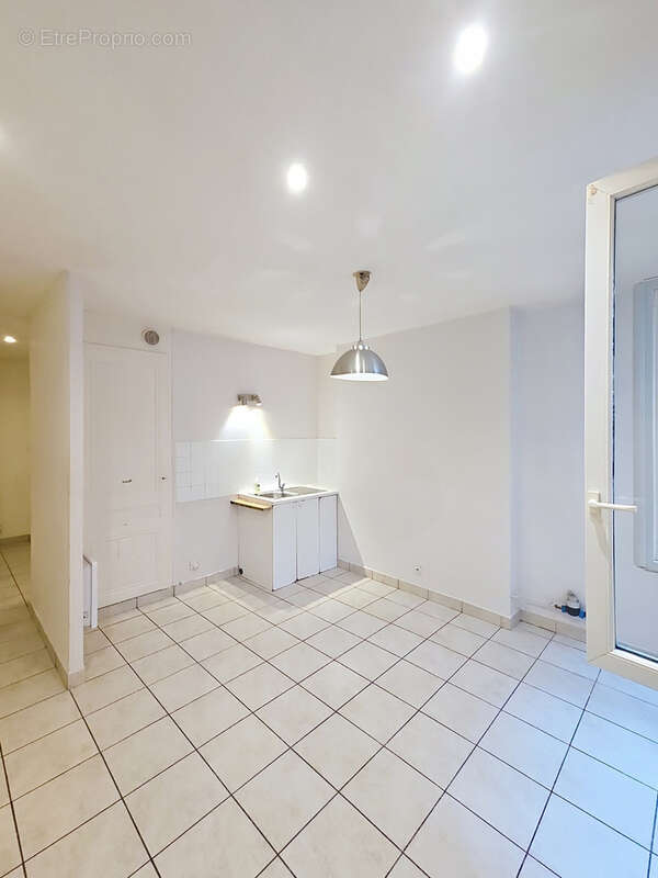 Appartement à LYON-1E