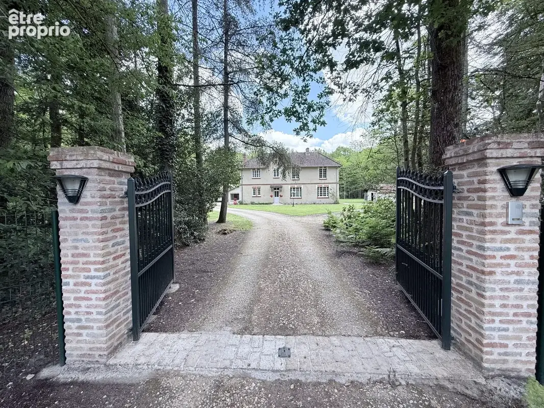 Portail d'entrée maison Bourgeoise - Maison à SALBRIS
