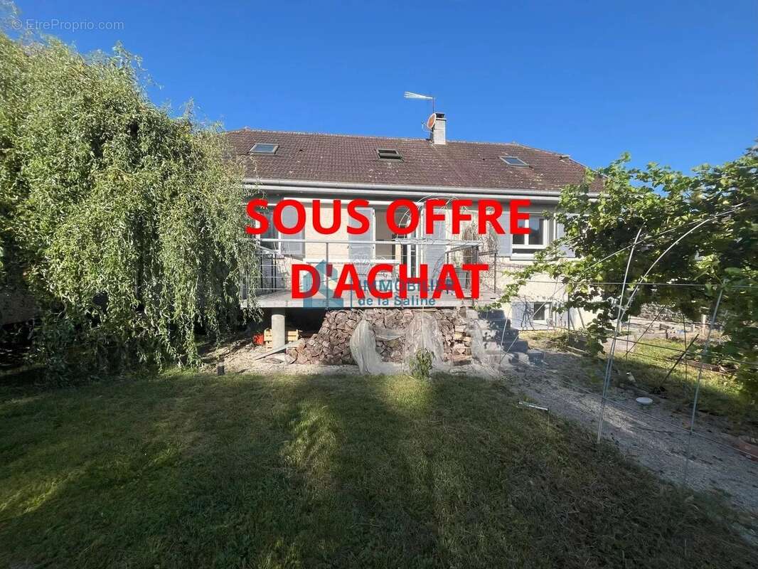 Maison à PORT-LESNEY