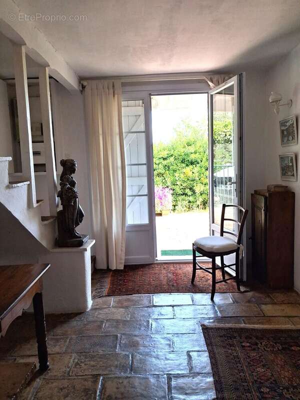 Maison à PLAN-DE-LA-TOUR