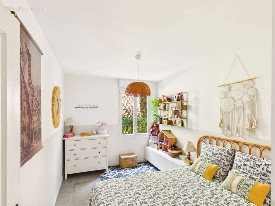 Appartement parfaitement rénové en rez de jardin avec terrasse et garage à Aix-en-Provence - photo 11