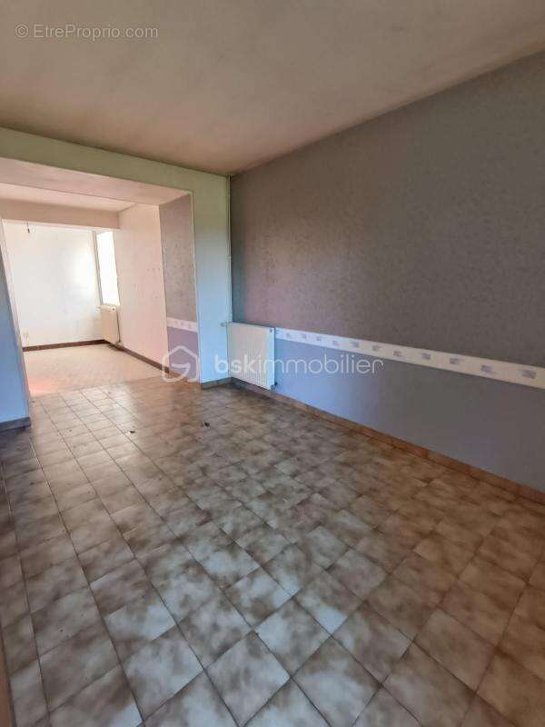 Maison à SAINT-AIGNAN-DE-COUPTRAIN