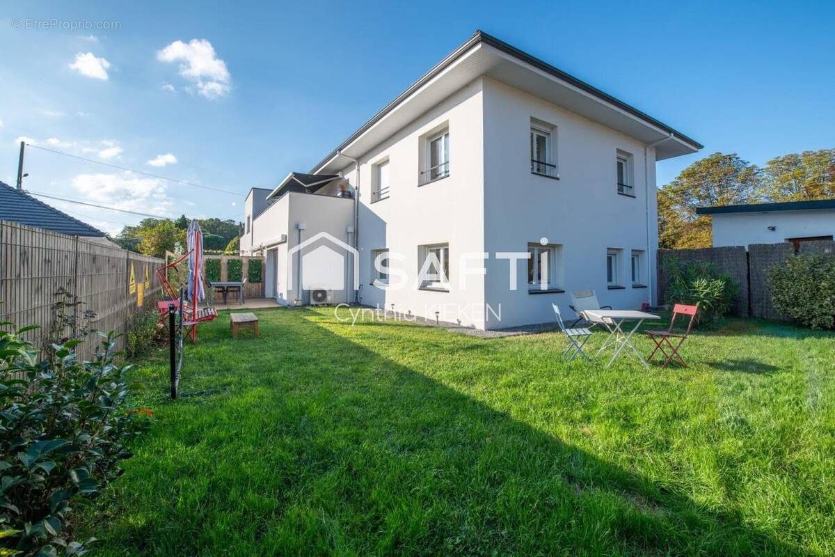 Photo 1 - Appartement à LONS