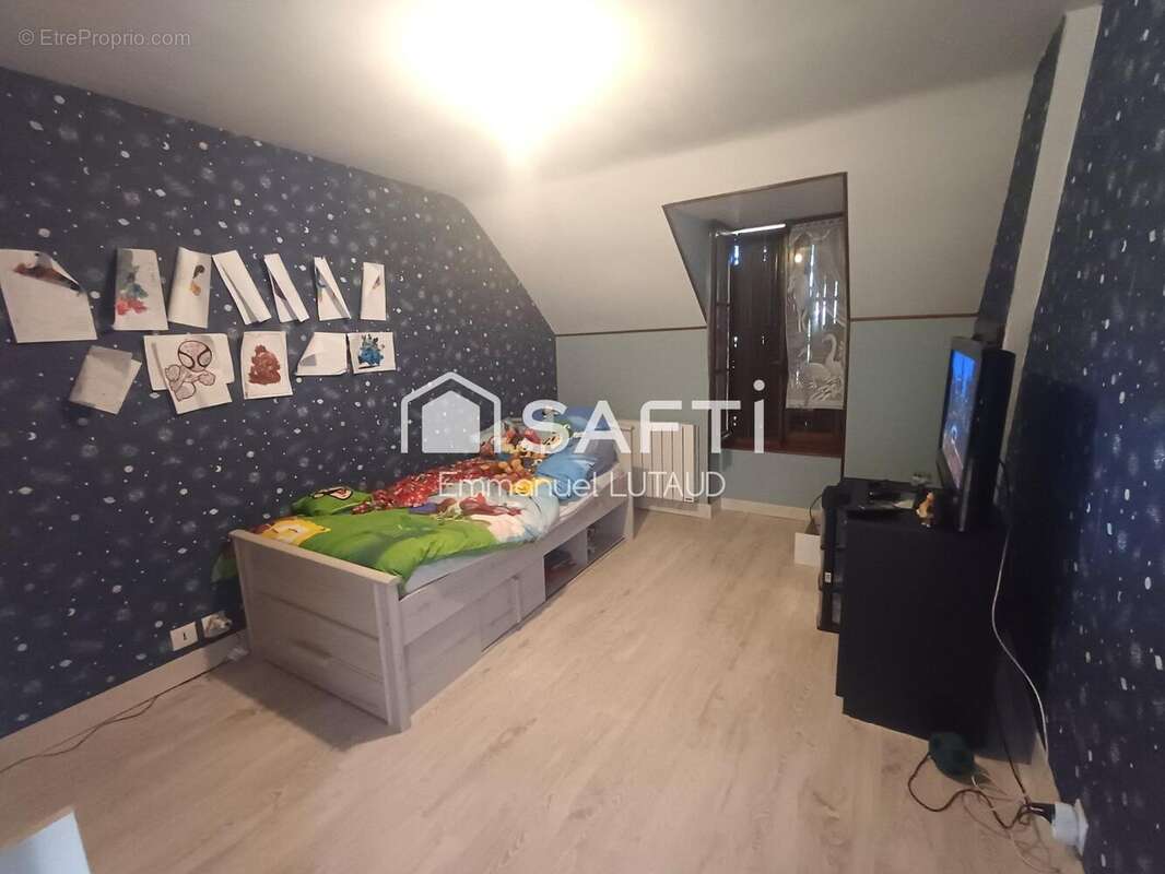 Maison 142 m² à Cloyes-Sur-Le-Loir  - photo 6