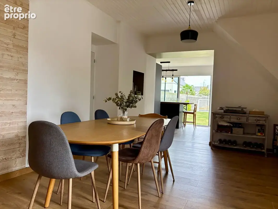 A VENDRE  GUIPAVAS - CENTRE - Maison 5 chambres, très bon état - photo 3