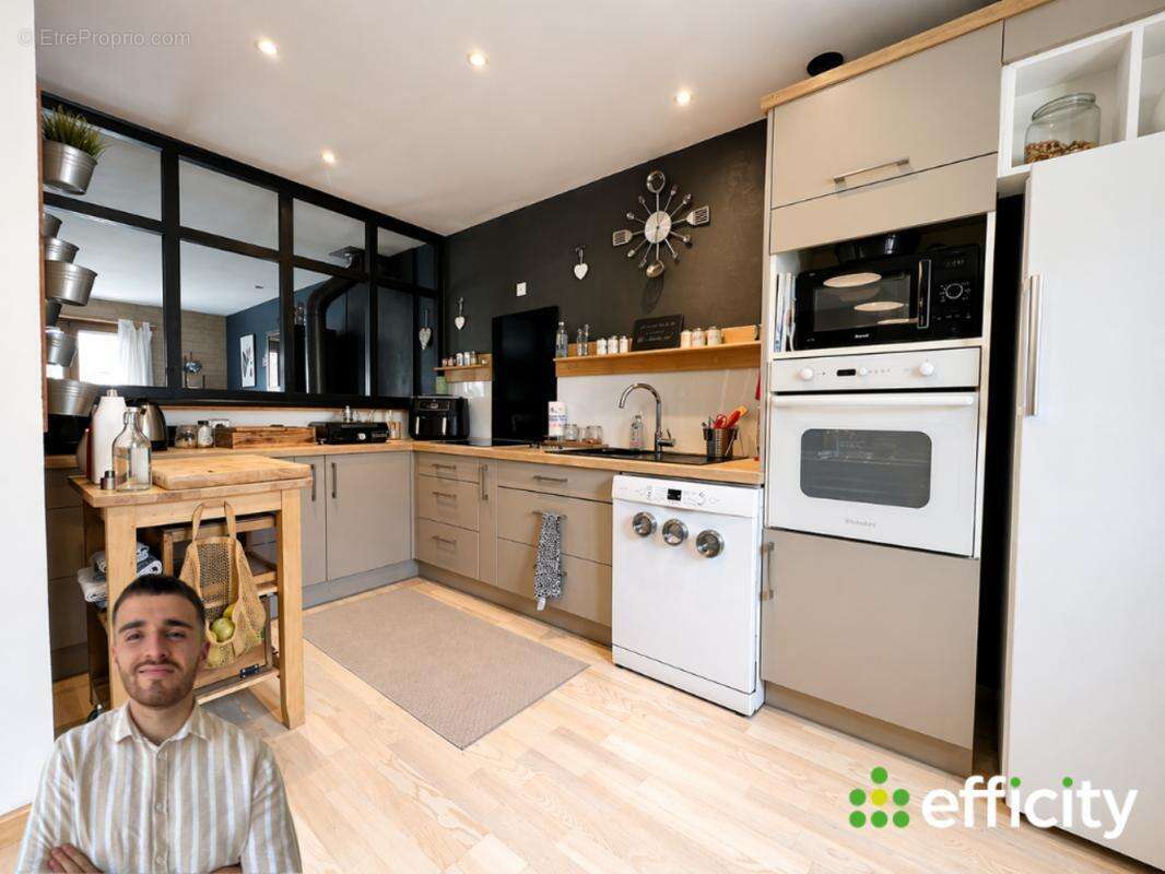 Maison à FRAISSES