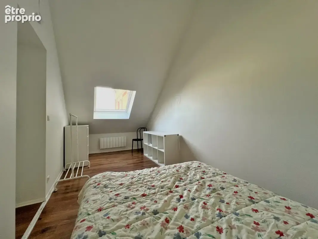 Secteur Mairie de Reims, appartement 2 pièces rénové - photo 4