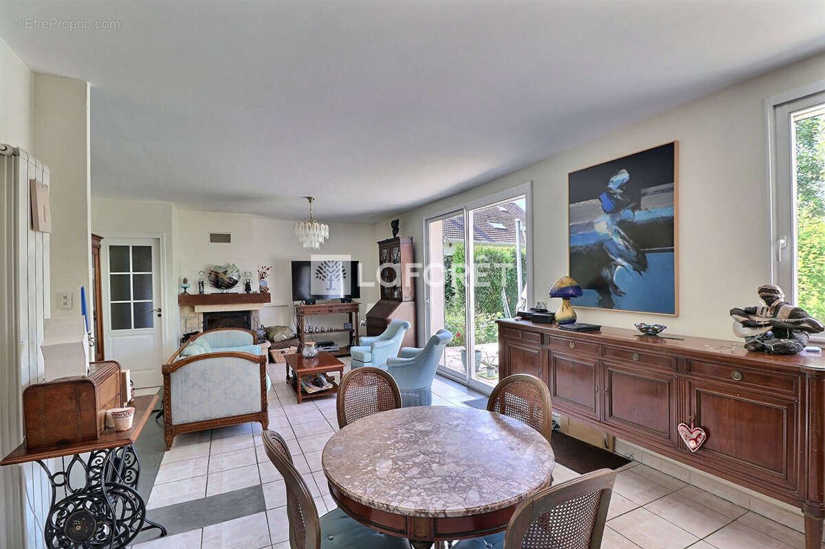 Maison à MILLY-LA-FORET