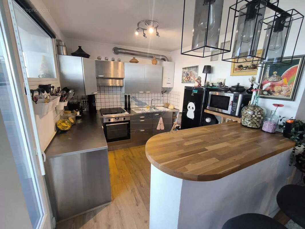 Appartement à SAINTE-FOY-LES-LYON