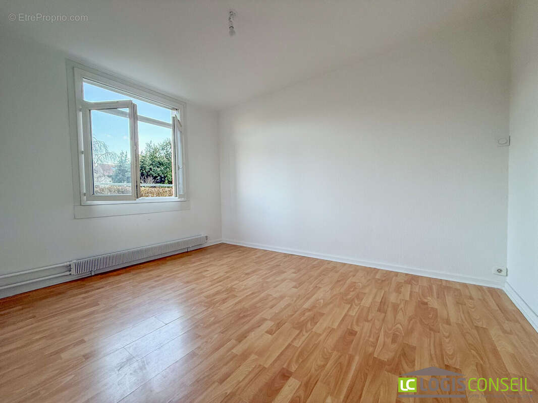 Appartement à CHATILLON