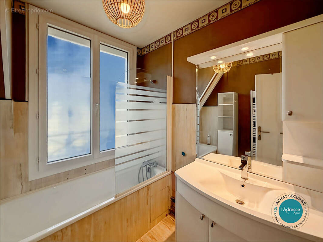 Appartement à NOISY-SUR-ECOLE