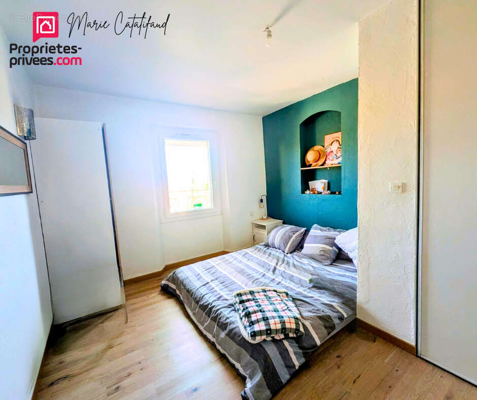 Appartement à LE MUY