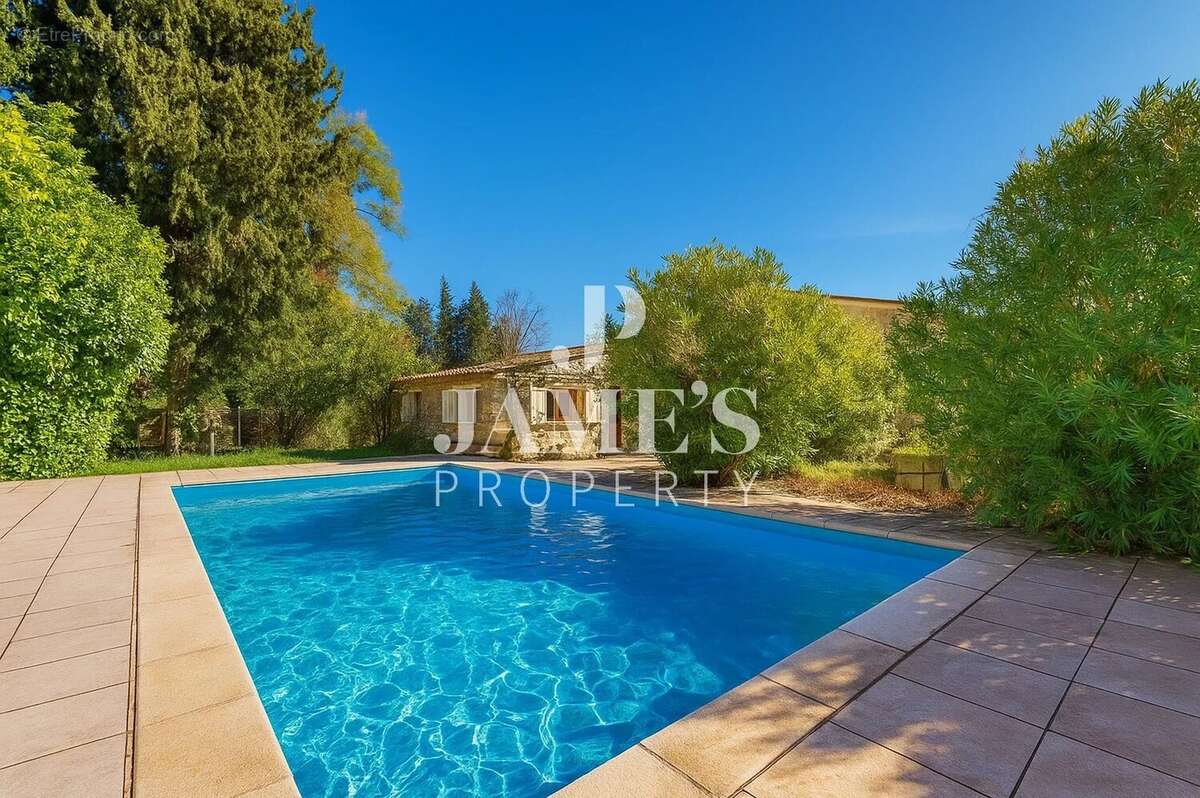 Maison à EYGALIERES