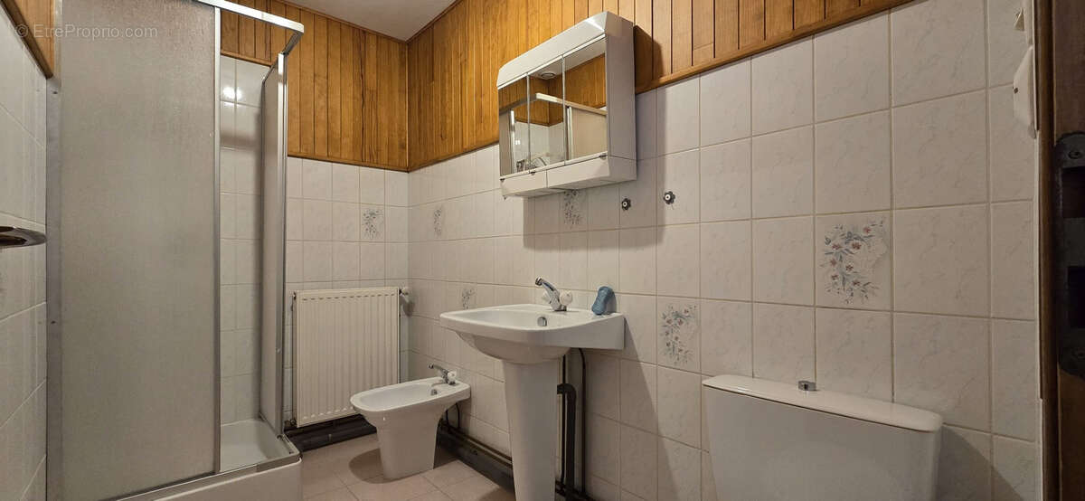 Maison à OUROUX-SUR-SAONE