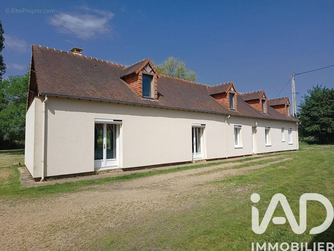Photo 1 - Maison à PARIGNE-L'EVEQUE