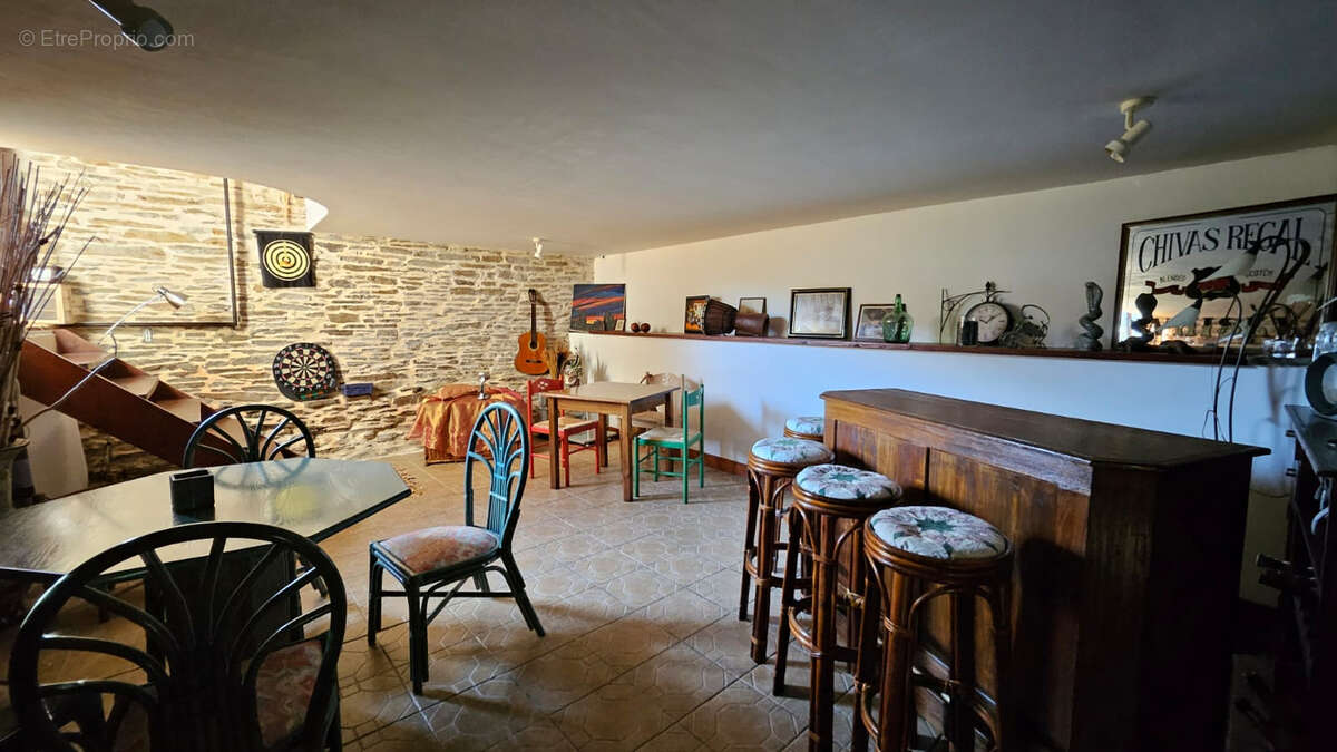 Maison à SAINT-YRIEIX-LA-PERCHE