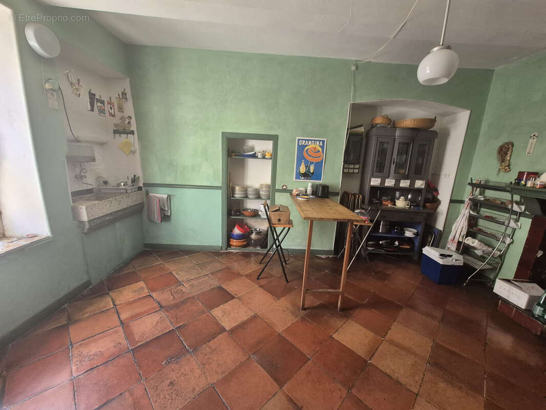 Maison de maître 290 m2 avec 7 chambres, remise et cour   Azille - photo 34