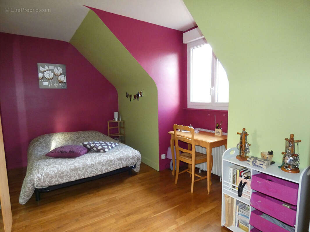 Maison à SAINT-HILAIRE-DU-HARCOUET