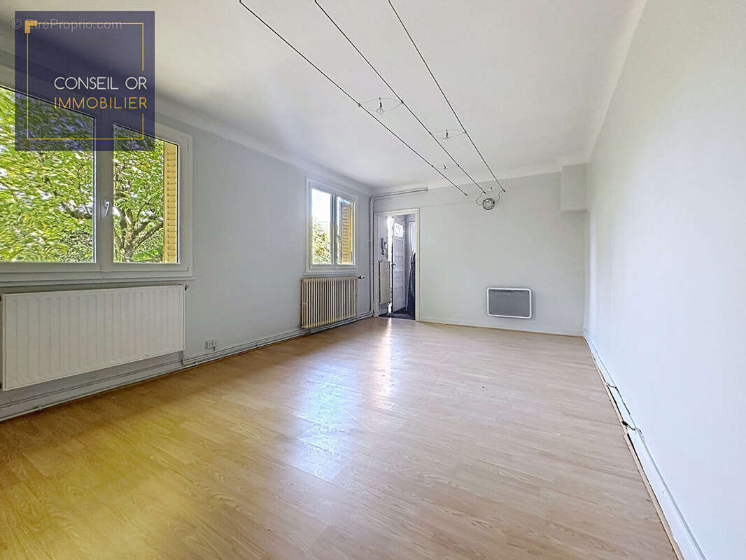 Maison Saint Genis Laval 4 pièce(s) 165 m2 - photo 16