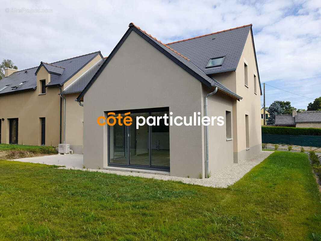 Maison à LE MINIHIC-SUR-RANCE