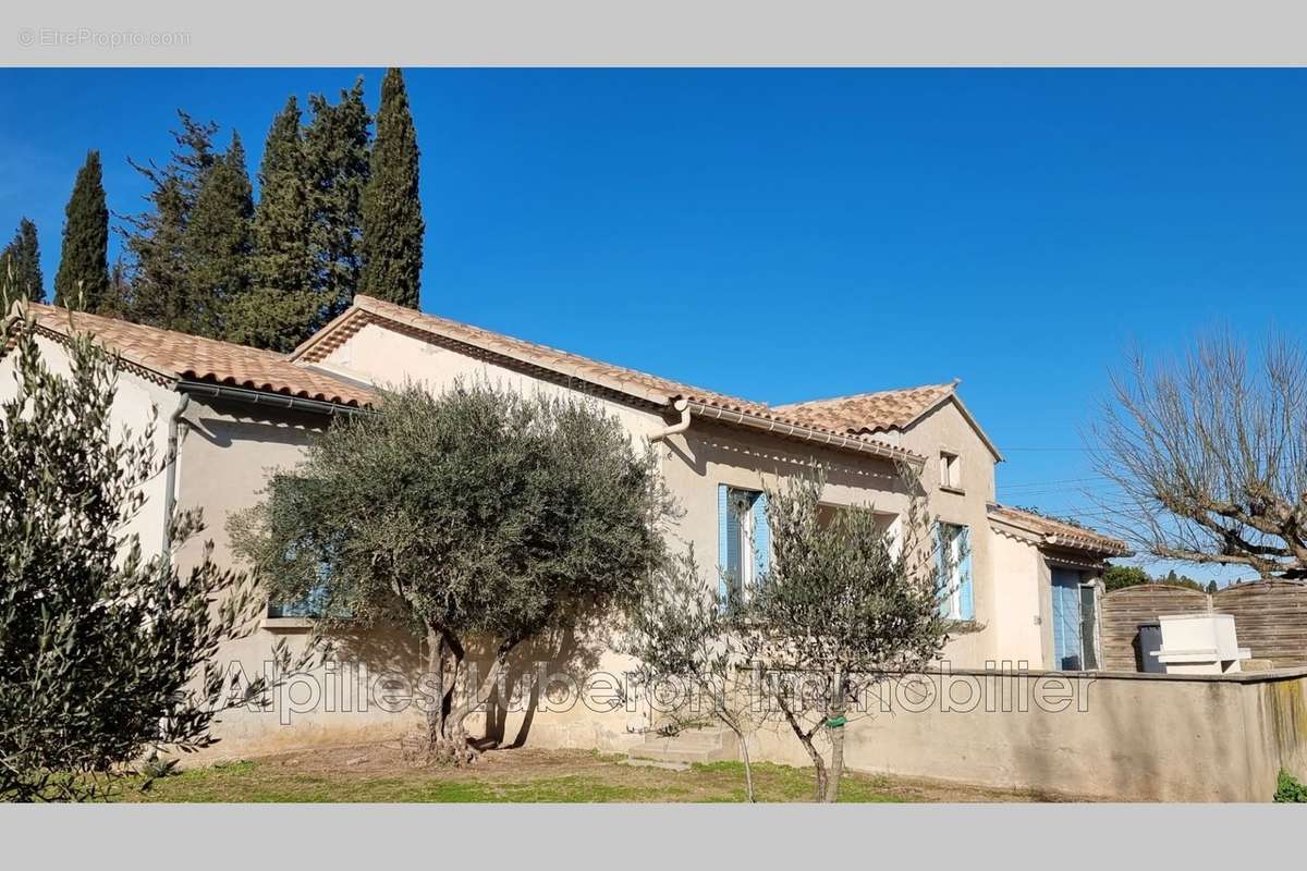 Maison à PLAN-D&#039;ORGON