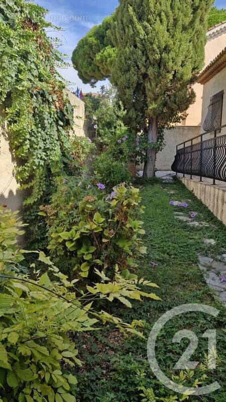 Maison à SIX-FOURS-LES-PLAGES