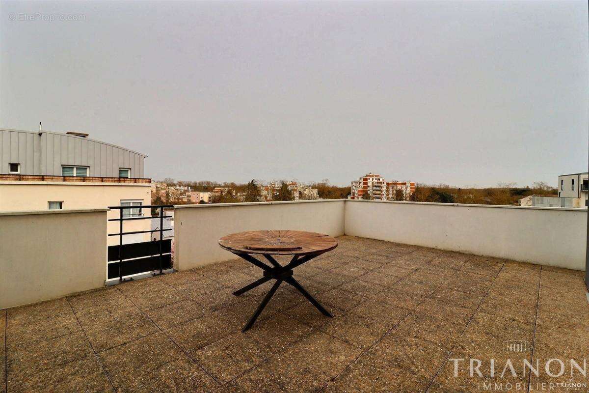 A vendre sur Trappes : Duplex d’exception 115 m² – Terrasses plein Sud – 4 chambres – 2 parkings - photo 12