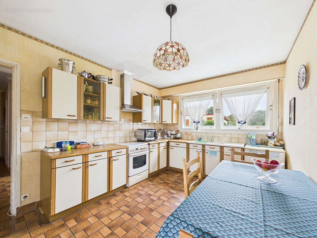 Maison à SAINT-ELOY-LES-MINES