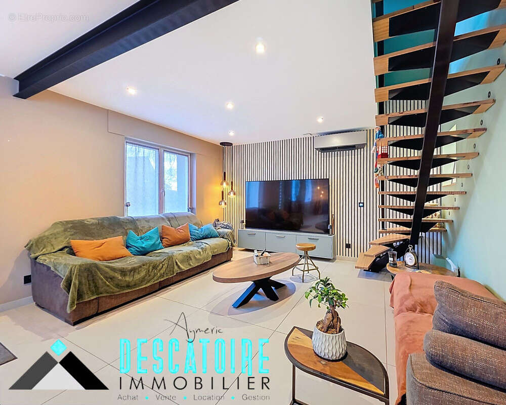 Maison à LA CHAPELLE-D&#039;ARMENTIERES