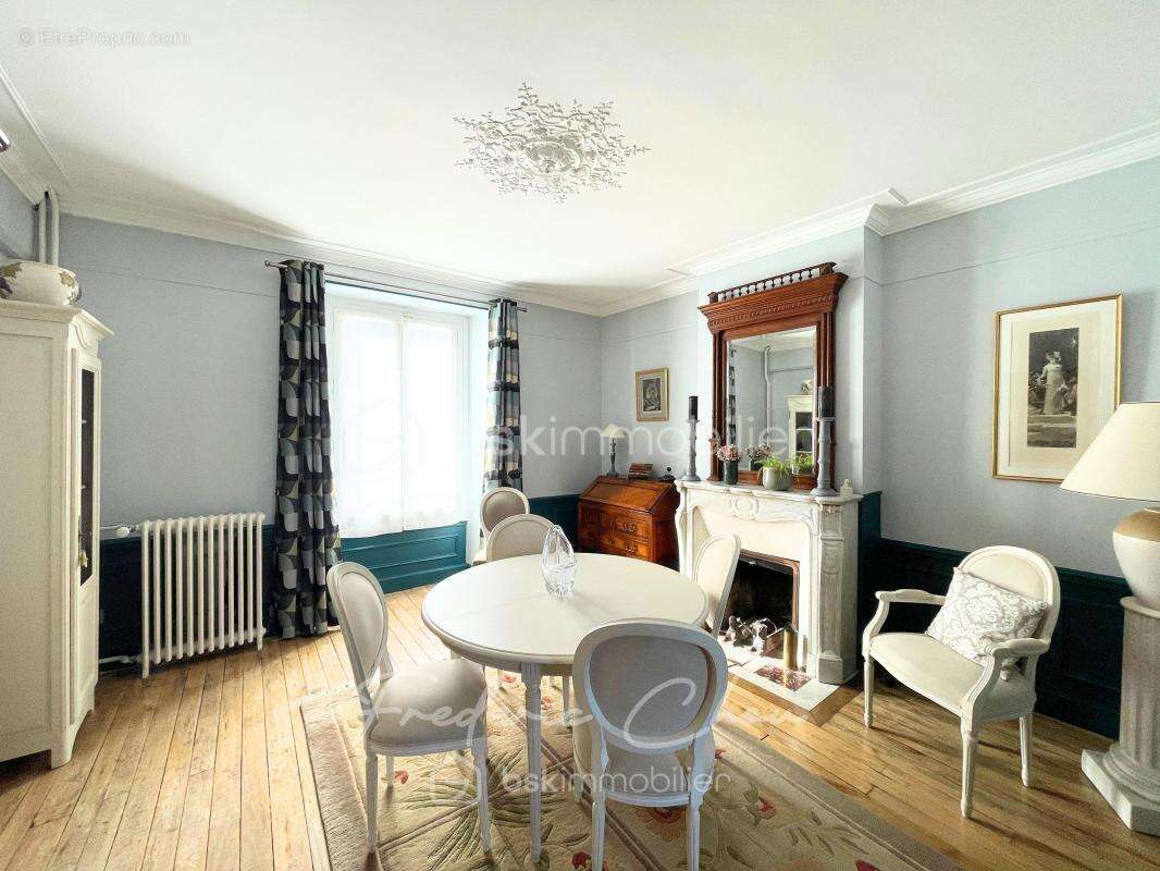 Maison à NANTEUIL-LE-HAUDOUIN