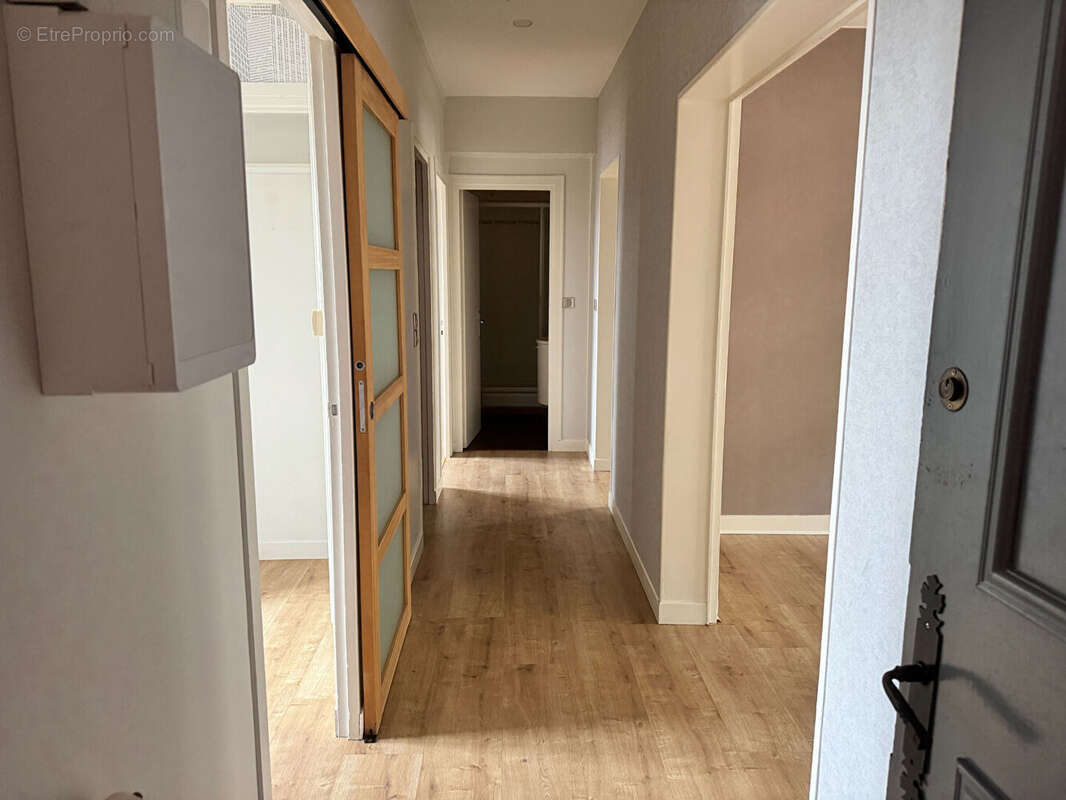 Appartement à FALAISE