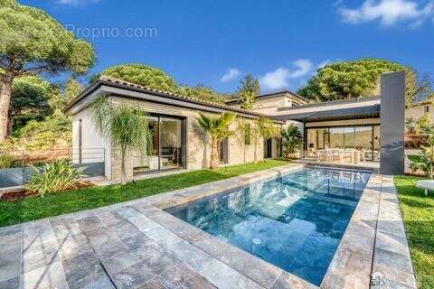 Maison à SAINTE-MAXIME