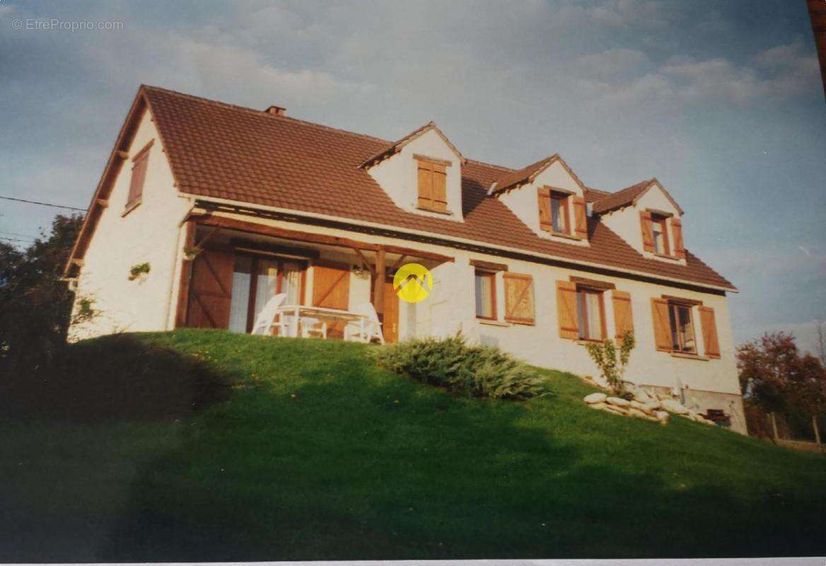 Maison à BLENEAU