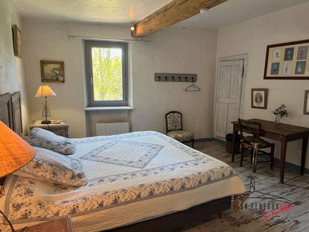 Maison à VAISON-LA-ROMAINE