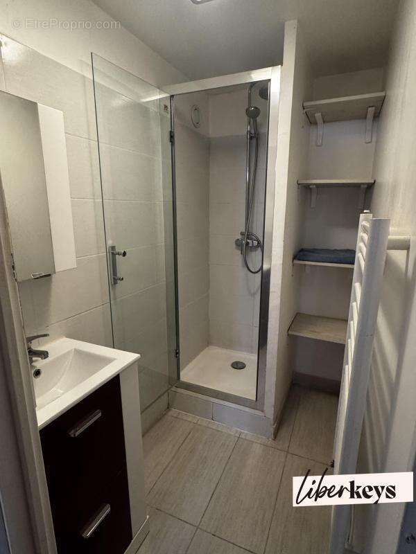 Appartement à SURESNES