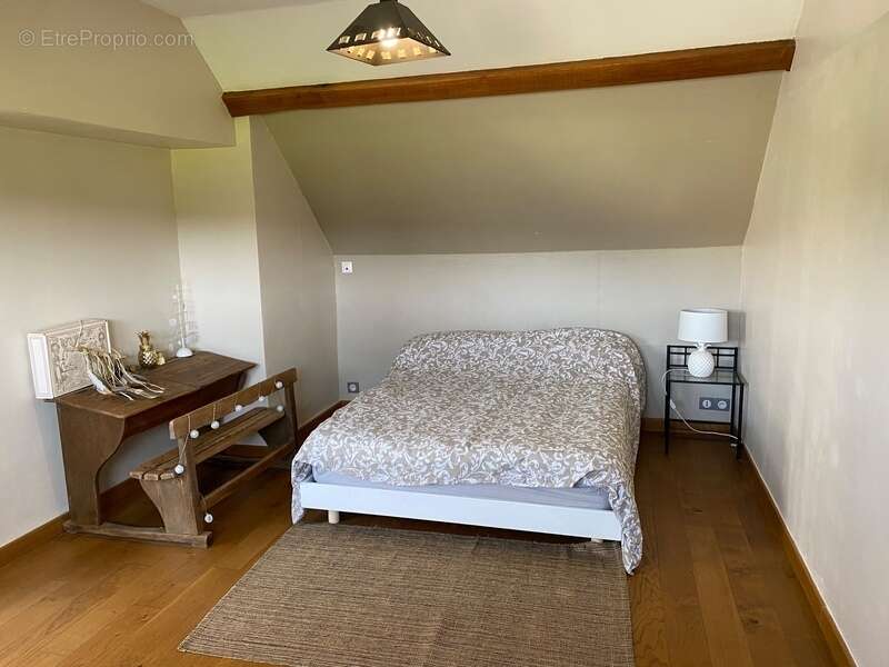 Maison à VOIVRES-LES-LE-MANS