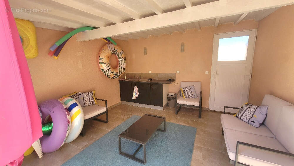 Maison à SAINTE-VALIERE