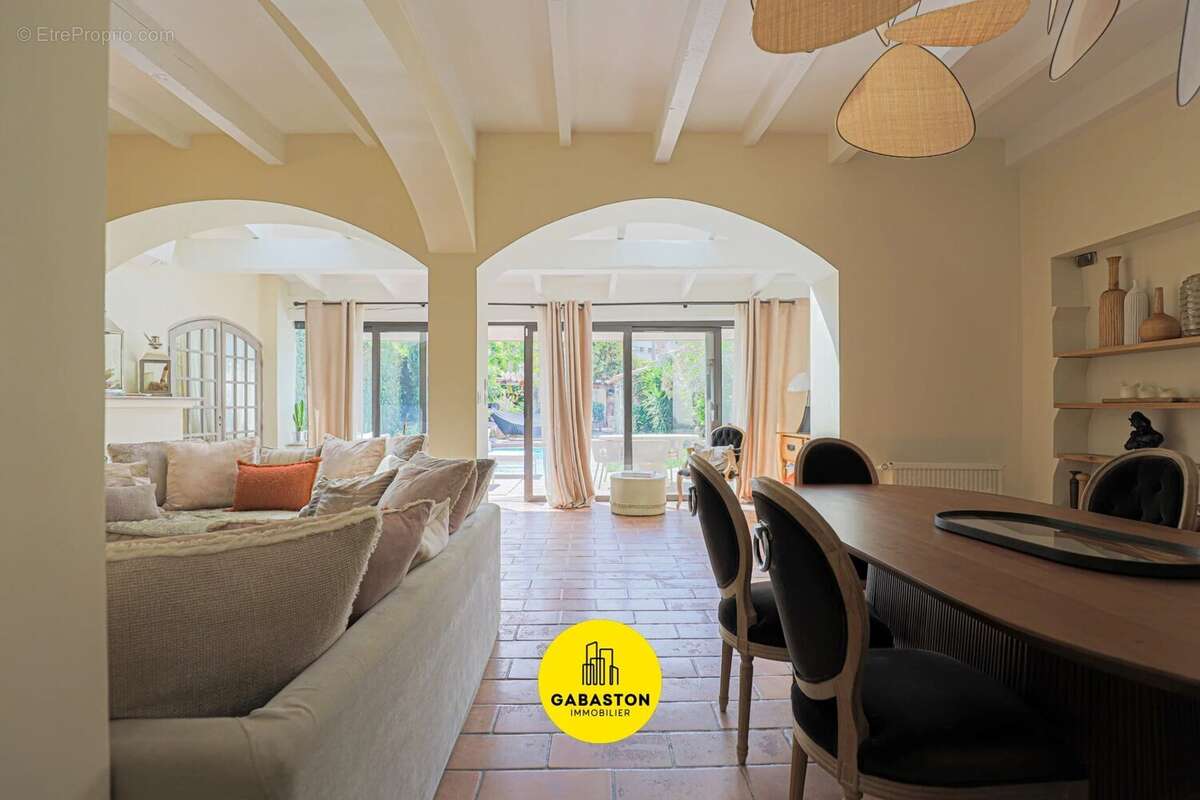 Maison à MARSEILLE-9E