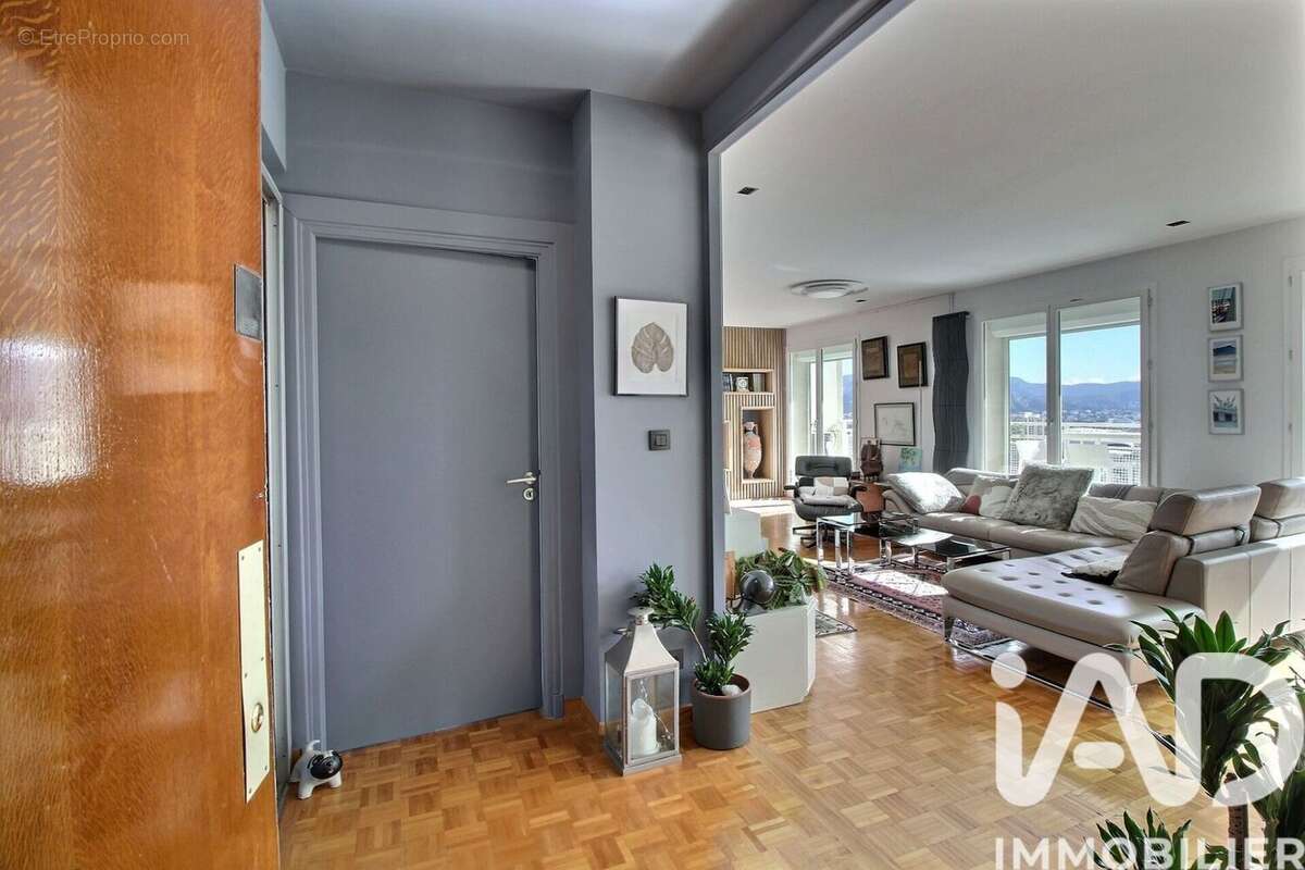 Photo 3 - Appartement à MARSEILLE-8E