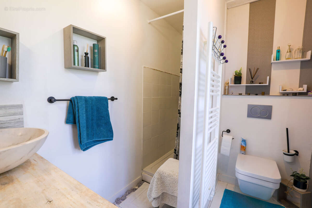 Maison à GUERQUESALLES