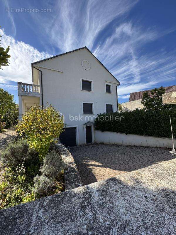 Maison à DAIX