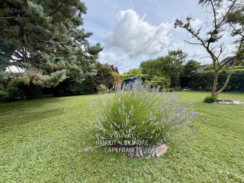 Maison familiale de 146 m² à Tiercé – 5 chambres, jardin sans vis-à-vis, Centre ville et gare à pied - photo 19