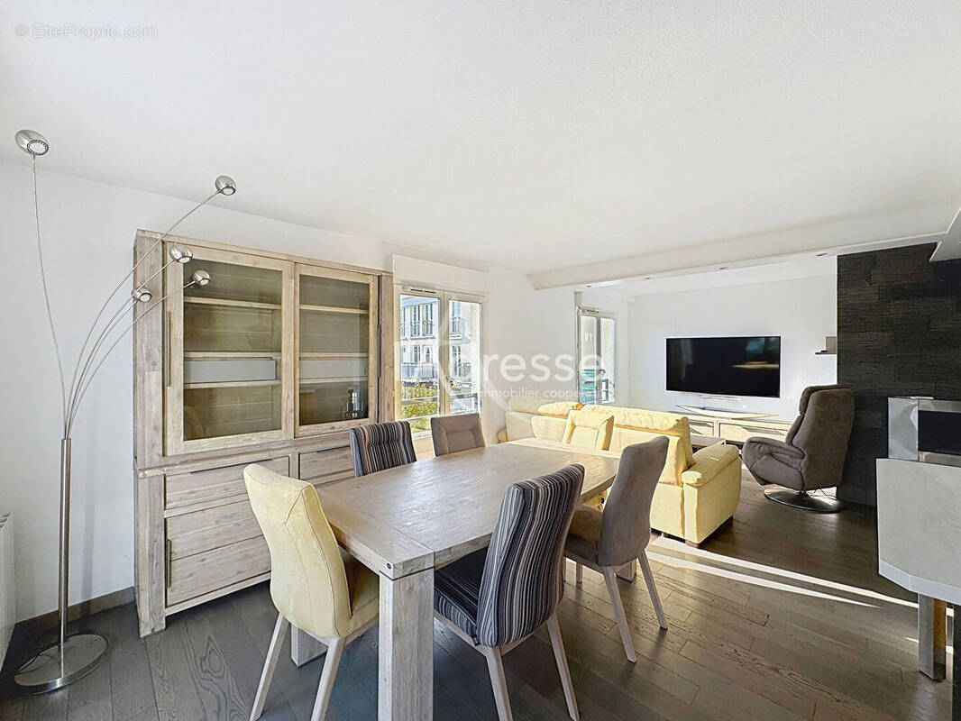 Appartement à CHESSY