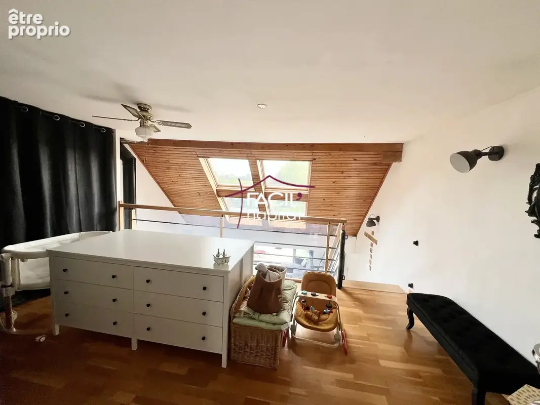 Ancienne rénovée , esprit LOFT , 2 chambres et mezzanine - photo 7